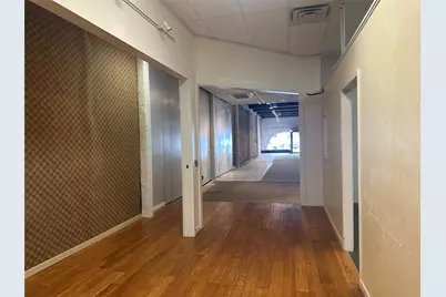 240 W Colorado Street, La Grange, TX 78945 - Photo 10