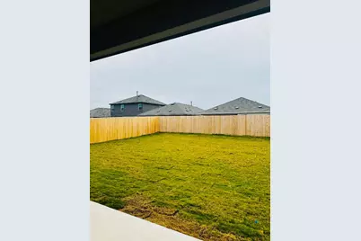 204 Herald Drive, Hutto, TX 78634 - Photo 2