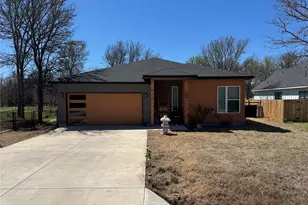 109 Mokulua Ln, Bastrop, TX 78602 - Photo 1