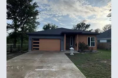 109 Mokulua Lane, Bastrop, TX 78602 - Photo 1