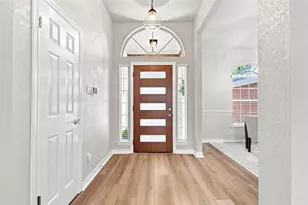 1010 Rocky Creek Dr, Pflugerville, TX 78660 - Photo 4