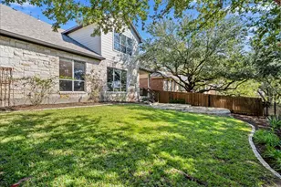12921 Bloomfield Hills Ln, Austin, TX 78732 - Photo 40