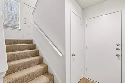 2006 Lear Lane, Austin, TX 78745 - Photo 4