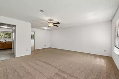 2006 Lear Lane, Austin, TX 78745 - Photo 6