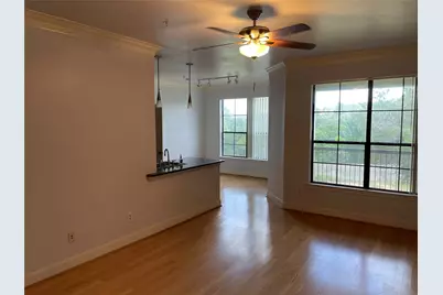 7701 Rialto Boulevard #822, Austin, TX 78735 - Photo 4