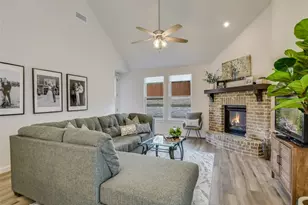 8107 Prairie Rye Dr, Lago Vista, TX 78645 - Photo 2