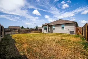 102 Rainmaker Cv, Bastrop, TX 78602 - Photo 30