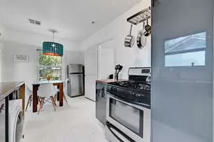 2943 Higgins St, Austin, TX 78722 - Photo 10