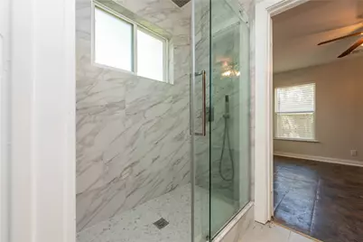 1013 E 10th Street, Austin, TX 78702 - Photo 12