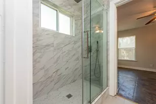 1013 E 10th St, Austin, TX 78702 - Photo 12