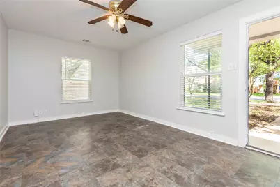 1013 E 10th Street, Austin, TX 78702 - Photo 6