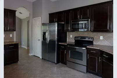 7703 Redstone Manor, Converse, TX 78109 - Photo 6