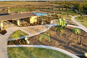 611 Emory Crossing Blvd, Hutto, TX 78634 - Photo 38