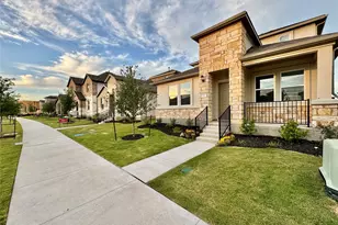 611 Emory Crossing Blvd, Hutto, TX 78634 - Photo 2