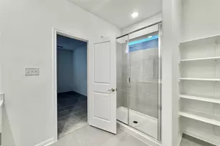 611 Emory Crossing Blvd, Hutto, TX 78634 - Photo 18