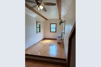 404 S Love Avenue, Florence, TX 76527 - Photo 10