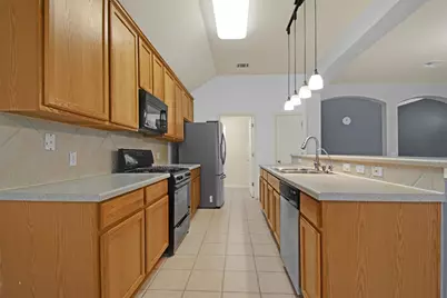 3300 Winding Shore Lane, Pflugerville, TX 78660 - Photo 10