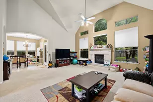12724 Rush Creek Ln, Austin, TX 78732 - Photo 6