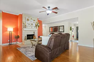 125 Fairway Ct, Bastrop, TX 78602 - Photo 10