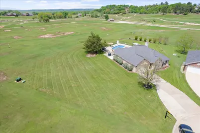 125 Fairway Court, Bastrop, TX 78602 - Photo 36