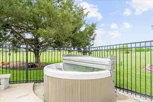 125 Fairway Ct, Bastrop, TX 78602 - Photo 32