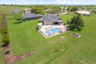 125 Fairway Court, Bastrop, TX 78602 - Photo 38