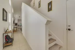 2001 Faro Dr, Austin, TX 78741 - Photo 6