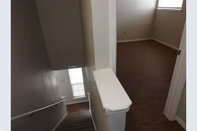 4500 Dorsett Oaks Circle, Austin, TX 78727 - Photo 12