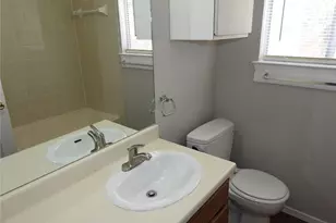 4500 Dorsett Oaks Cir, Austin, TX 78727 - Photo 10