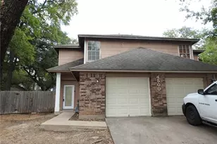 4500 Dorsett Oaks Cir, Austin, TX 78727 - Photo 2