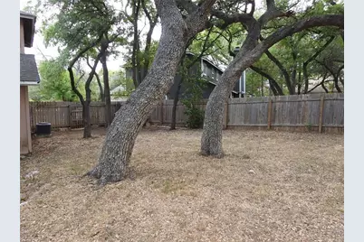 4500 Dorsett Oaks Circle, Austin, TX 78727 - Photo 14