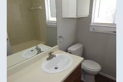 4500 Dorsett Oaks Circle, Austin, TX 78727 - Photo 10