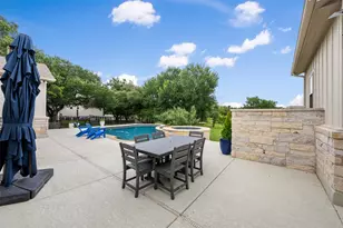 233 Trick Pony, Liberty Hill, TX 78642 - Photo 32