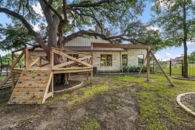233 Trick Pony, Liberty Hill, TX 78642 - Photo 32