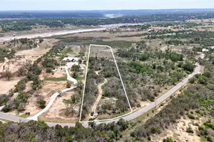 29 Chimney Cove Dr, Marble Falls, TX 78654 - Photo 8