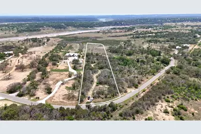 29 Chimney Cove Drive, Marble Falls, TX 78654 - Photo 8