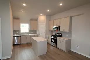 4617 Lava Is Dr, Austin, TX 78747 - Photo 4