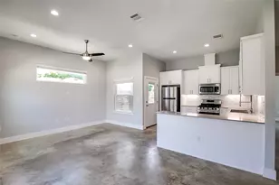 6303 Santos St, Austin, TX 78741 - Photo 14