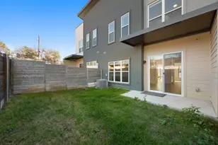 4901 Springdale Rd, Austin, TX 78723 - Photo 32