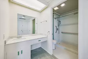1801 Lavaca St, Austin, TX 78701 - Photo 10