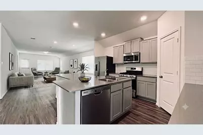 5817 Bellissima Way, Round Rock, TX 78665 - Photo 2