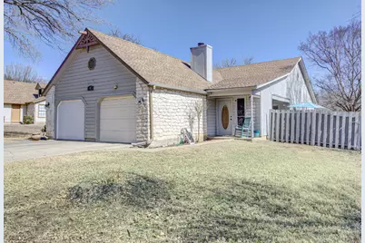 417 Fantail Loop #B, Lakeway, TX 78734 - Photo 2