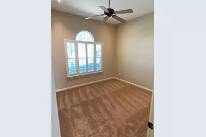 1013 Kensington Castle Trail, Pflugerville, TX 78660 - Photo 12