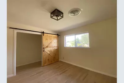6817 Miranda Drive, Austin, TX 78752 - Photo 20