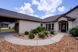 75 Sprucewood Dr, Wimberley, TX 78676 - Photo 1