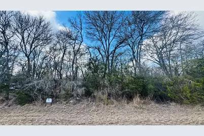 208 Sendero Boulevard, Cedar Creek, TX 78612 - Photo 6
