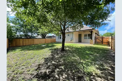 706 W Lockhart Street, Kyle, TX 78640 - Photo 20