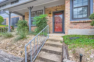 1411 Gracy Farms Ln, Austin, TX 78758 - Photo 4