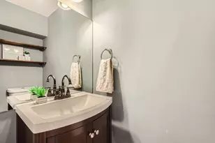 1411 Gracy Farms Ln, Austin, TX 78758 - Photo 16