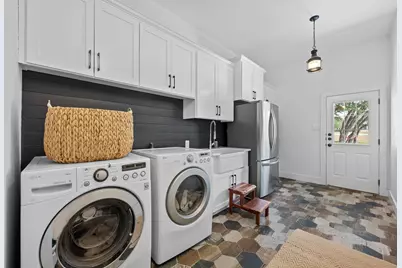 140 Vincas Shadow Court, Driftwood, TX 78619 - Photo 26